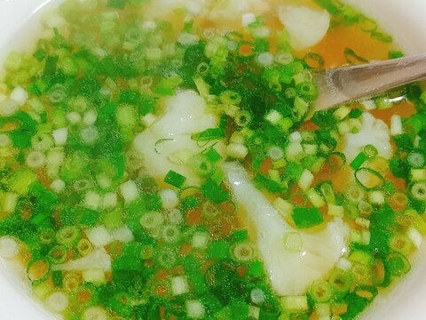 カリフラワーとたっぷりネギの中華スープ